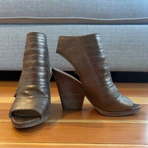 Elegant Brown Peep-Toe Ankle Boots
